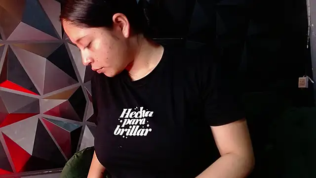 vela-kimm online show from 4, 3, 2026