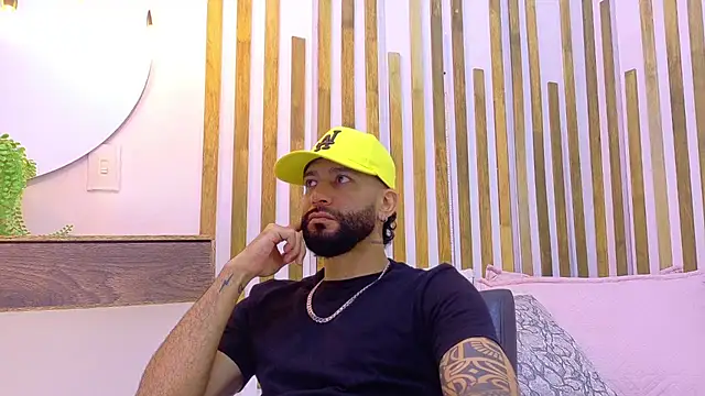 Snapshot of yorbymaxx chatting on 3, 6, 2026 yorbymaxx online show from 3, 6, 2026