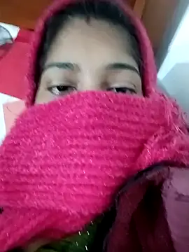 Snapshot of 3USHA chatting on 17, 12, 2025 3USHA online show from 17, 12, 2025