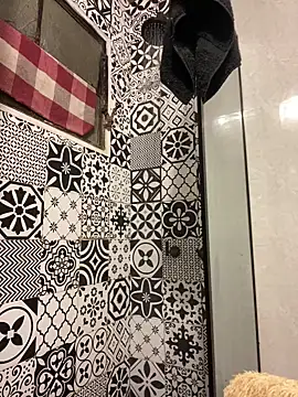 nazz01 online show from 4, 4, 2026