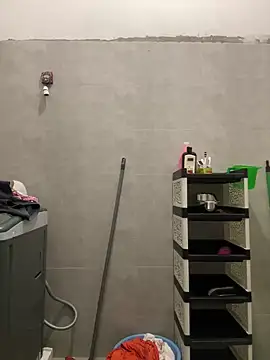 Snapshot of Handydila chatting on 25, 10, 2025 Handydila online show from 25, 10, 2025