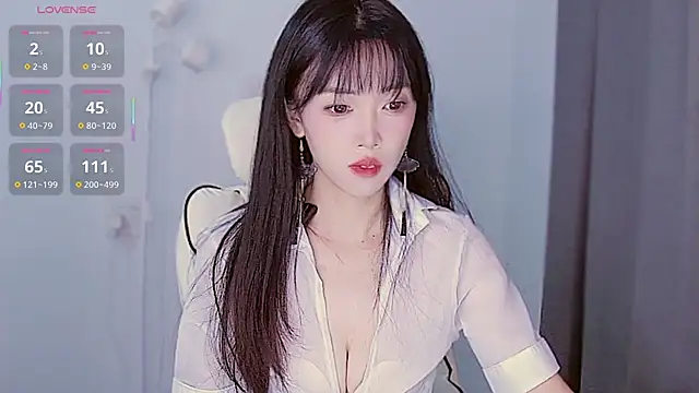 XiaoNana  online show from 25, 10, 2025