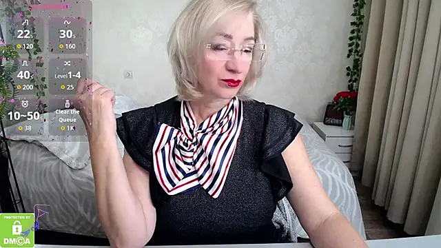 hunters woman online show from 23, 10, 2025