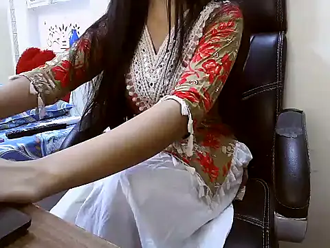 Snapshot of Simranjeet_kaur26 chatting on 17, 7, 2026 Simranjeet kaur26 online show from 17, 7, 2026