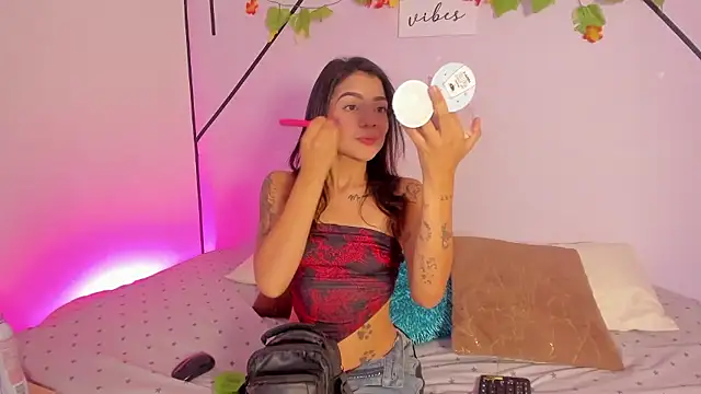 MiahCornell  online show from 15, 1, 2026