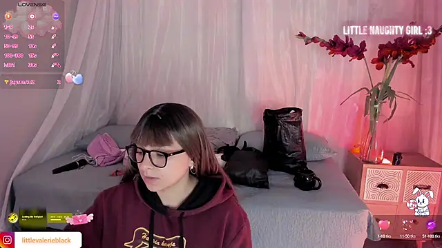 Snapshot of Aurora_blaack chatting on 17, 10, 2025 Aurora blaack online show from 17, 10, 2025