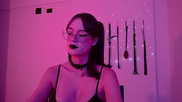 Snapshot of nina_kink chatting on 30, 5, 2026 nina kink online show from 30, 5, 2026
