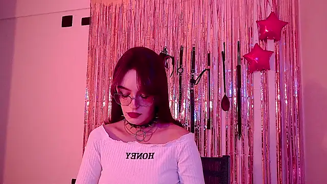 Snapshot of nina_kink chatting on 29, 6, 2026 nina kink online show from 29, 6, 2026