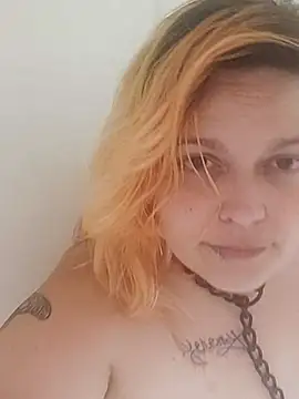 Snapshot of Jynxthefoxyfuck chatting on 18, 9, 2025 Jynxthefoxyfuck online show from 18, 9, 2025