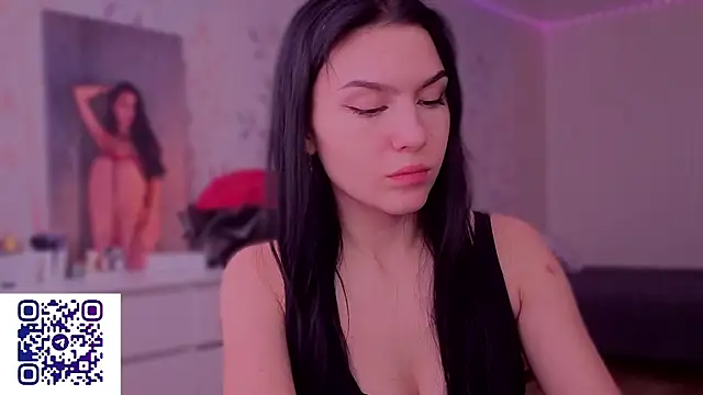 Snapshot of kara_liffe chatting on 2, 3, 2026 kara liffe online show from 2, 3, 2026