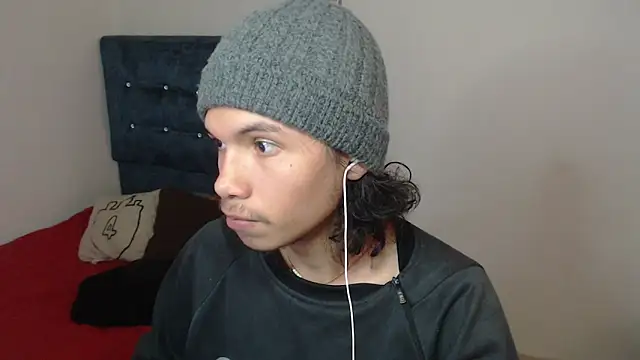 Snapshot of Xoxo_Smiles chatting on 10, 11, 2025 Xoxo Smiles online show from 10, 11, 2025