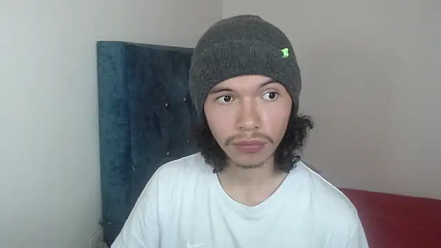 Snapshot of Xoxo_Smiles chatting on 29, 11, 2025 Xoxo Smiles online show from 29, 11, 2025