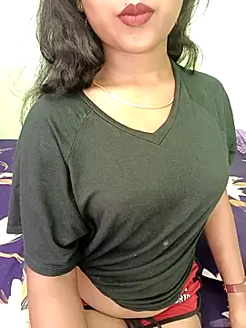 Snapshot of Puja-baby chatting on 10, 9, 2025 Puja-baby online show from 10, 9, 2025