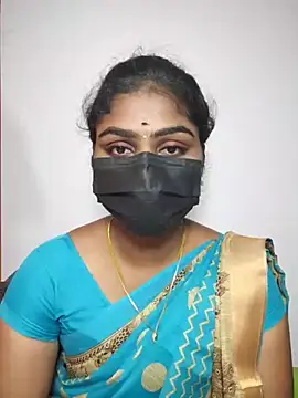 Snapshot of Tamil_Princess12 chatting on 1, 10, 2025 Tamil Princess12 online show from 1, 10, 2025