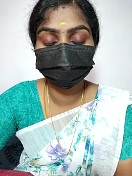 Snapshot of Tamil_Princess12 chatting on 28, 11, 2025 Tamil Princess12 online show from 28, 11, 2025