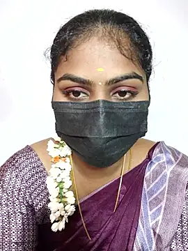 Snapshot of Tamil_Princess12 chatting on 8, 1, 2026 Tamil Princess12 online show from 8, 1, 2026