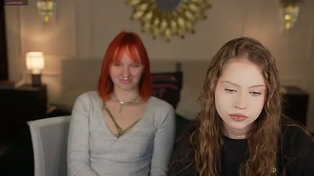 Esmie Smile online show from 26, 2, 2026