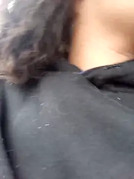 Snapshot of mia_blue01 chatting on 26, 9, 2025 mia blue01 online show from 26, 9, 2025