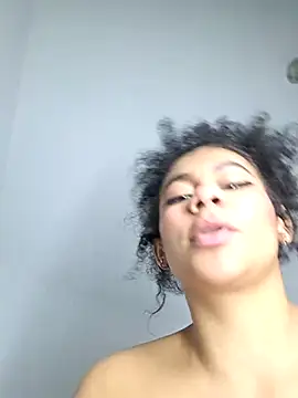 Snapshot of Yerystar chatting on 24, 9, 2025 Yerystar online show from 24, 9, 2025