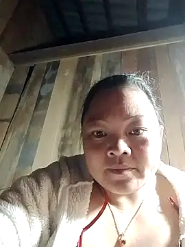 Snapshot of MaySweetb chatting on 1, 11, 2025 MaySweetb online show from 1, 11, 2025