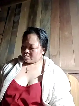 Snapshot of MaySweetb chatting on 2, 11, 2025 MaySweetb online show from 2, 11, 2025