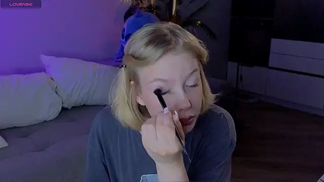 Snapshot of emilyshepar_d chatting on 10, 7, 2026 emilyshepar d online show from 10, 7, 2026