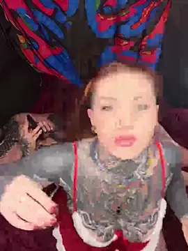 Snapshot of AlexandraWildd chatting on 5, 12, 2025 AlexandraWildd online show from 5, 12, 2025