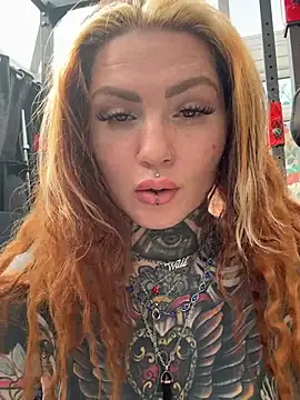 Snapshot of AlexandraWildd chatting on 8, 4, 2026 AlexandraWildd online show from 8, 4, 2026