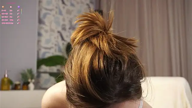 QueenieGitt online show from 15, 4, 2026