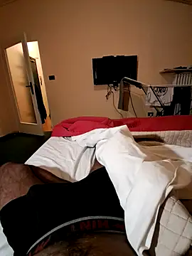 Stud s online show from 11, 11, 2025