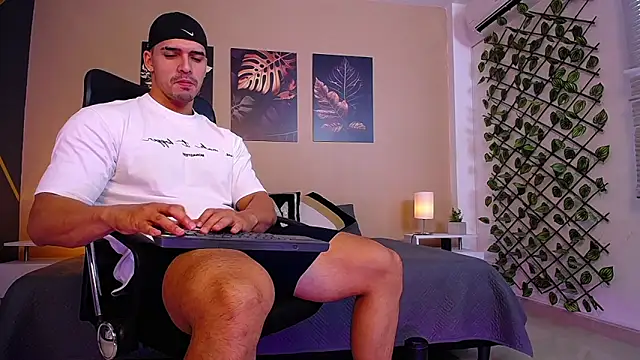 ChristopherBlack  online show from 7, 2, 2026