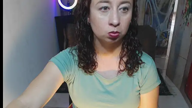 Milf Valeria online show from 4, 12, 2025