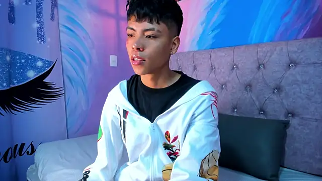 Snapshot of MaxiWildd chatting on 10, 2, 2026 MaxiWildd online show from 10, 2, 2026