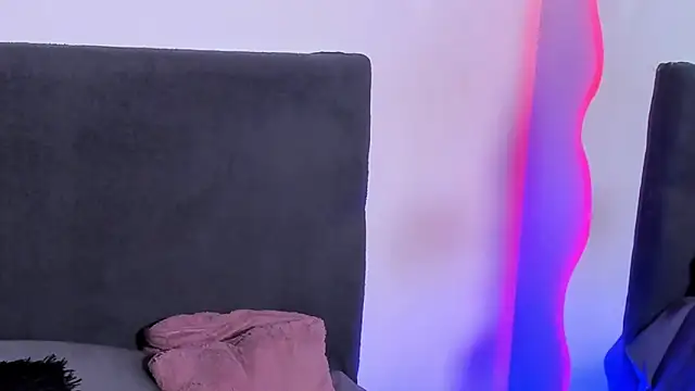 Snapshot of saramikaelson chatting on 22, 5, 2026 saramikaelson online show from 22, 5, 2026