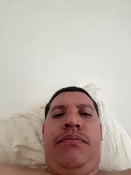 michael877675 online show from 25, 9, 2025