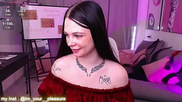 Michela Fruet online show from 28, 11, 2025