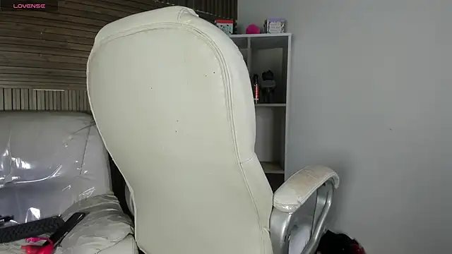 AmbarFoxx  online show from 15, 11, 2025