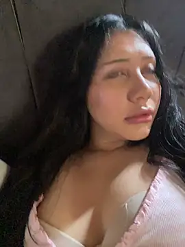 Snapshot of snow_doll chatting on 6, 7, 2026 snow doll online show from 6, 7, 2026