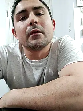 Bradd 32 online show from 1, 10, 2025