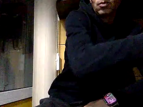 Snapshot of adiluci1 chatting on 3, 11, 2025 adiluci1 online show from 3, 11, 2025