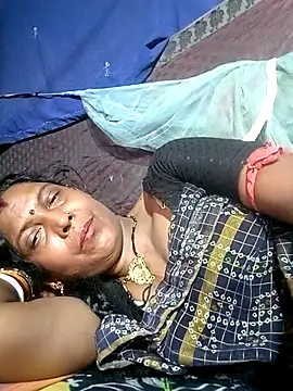 Snapshot of Savita992 chatting on 22, 4, 2026 Savita992 online show from 22, 4, 2026