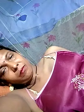 Snapshot of Savita992 chatting on 5, 5, 2026 Savita992 online show from 5, 5, 2026