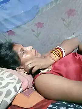 Snapshot of Savita992 chatting on 17, 5, 2026 Savita992 online show from 17, 5, 2026