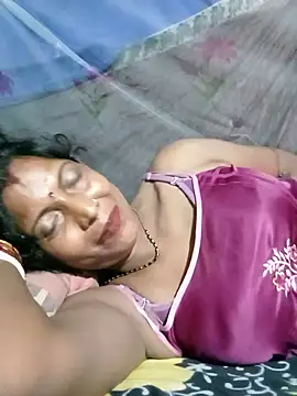 Snapshot of Savita992 chatting on 12, 7, 2026 Savita992 online show from 12, 7, 2026