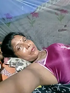 Snapshot of Savita992 chatting on 12, 7, 2026 Savita992 online show from 12, 7, 2026