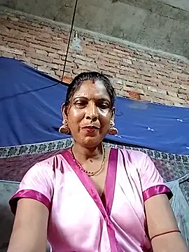 Snapshot of Savita992 chatting on 14, 7, 2026 Savita992 online show from 14, 7, 2026