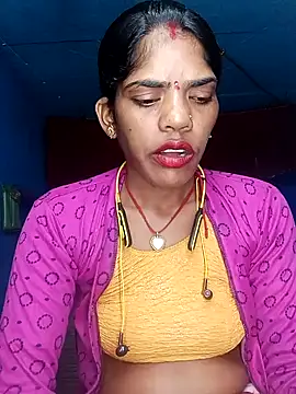 Snapshot of HOTFARSI chatting on 10, 10, 2025 HOTFARSI online show from 10, 10, 2025