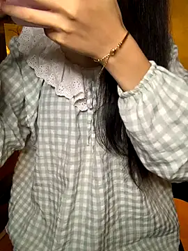 Snapshot of Nhinhi18 chatting on 2, 10, 2025 Nhinhi18 online show from 2, 10, 2025