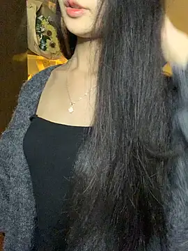 Snapshot of Nhinhi18 chatting on 16, 11, 2025 Nhinhi18 online show from 16, 11, 2025