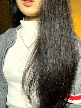 Snapshot of Nhinhi18 chatting on 15, 12, 2025 Nhinhi18 online show from 15, 12, 2025